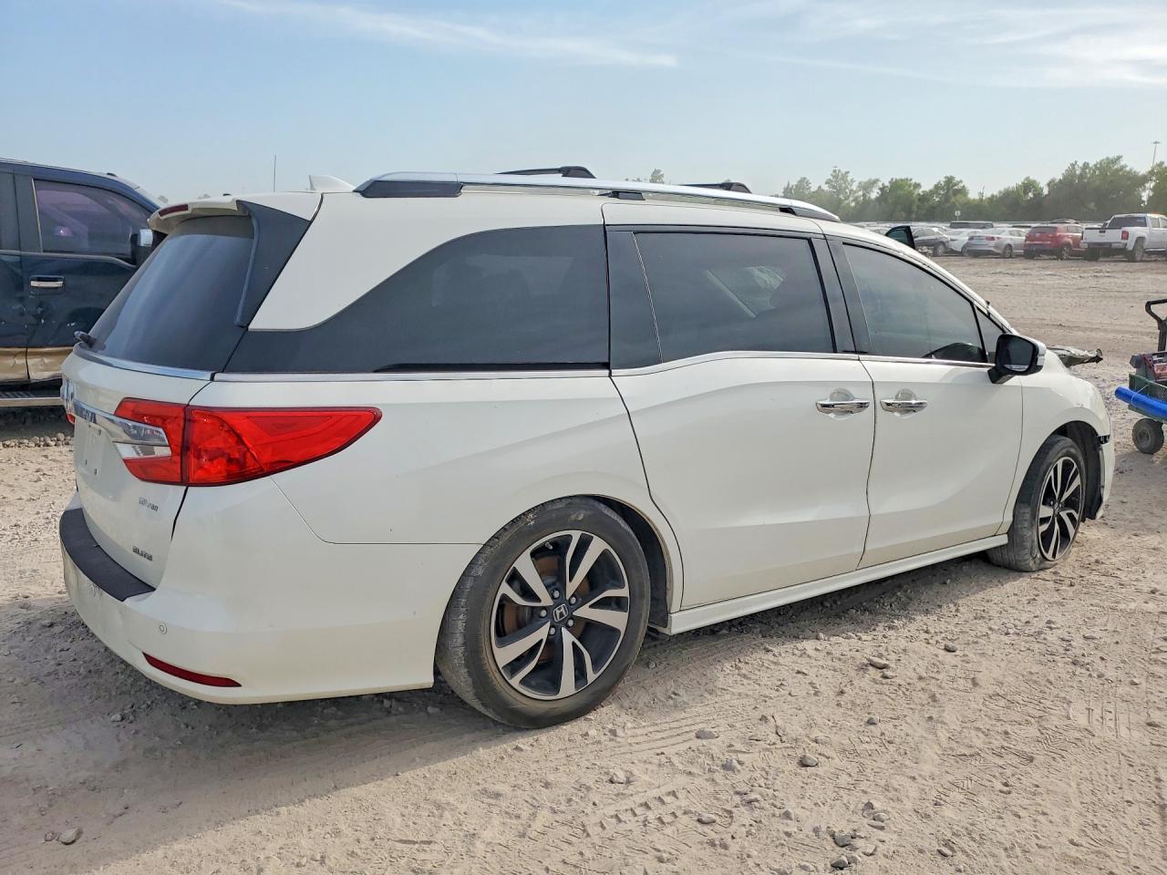 2018 HONDA ODYSSEY ELITE — снимка 3