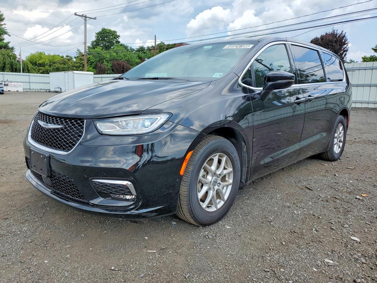 2024 CHRYSLER PACIFICA TOURING