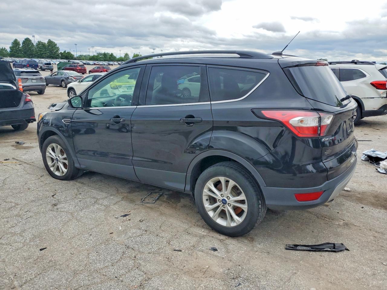 2018 FORD ESCAPE SE — снимка 2