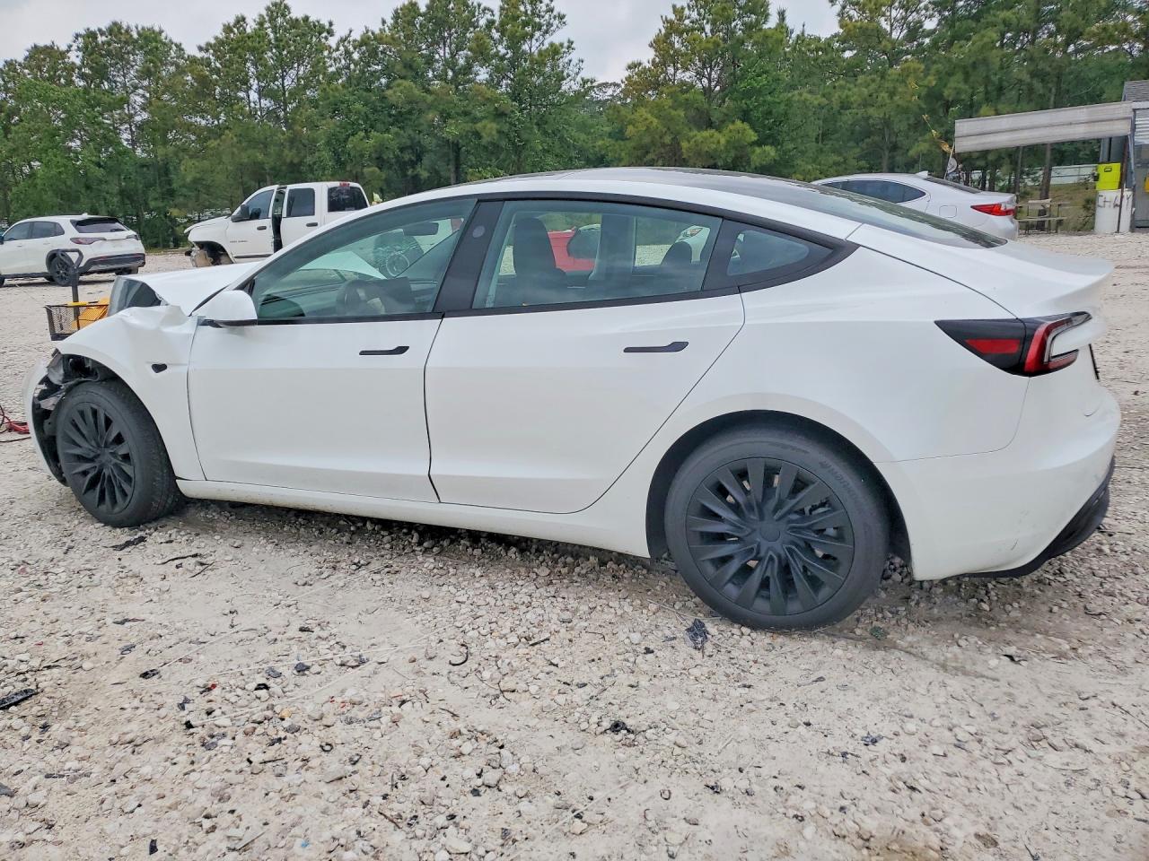 2025 TESLA MODEL 3 — снимка 2