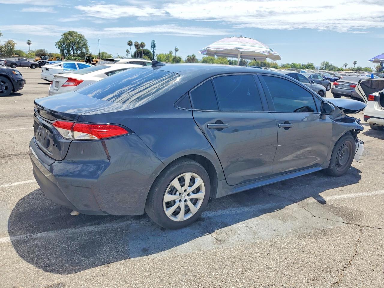 2025 TOYOTA COROLLA LE — снимка 3