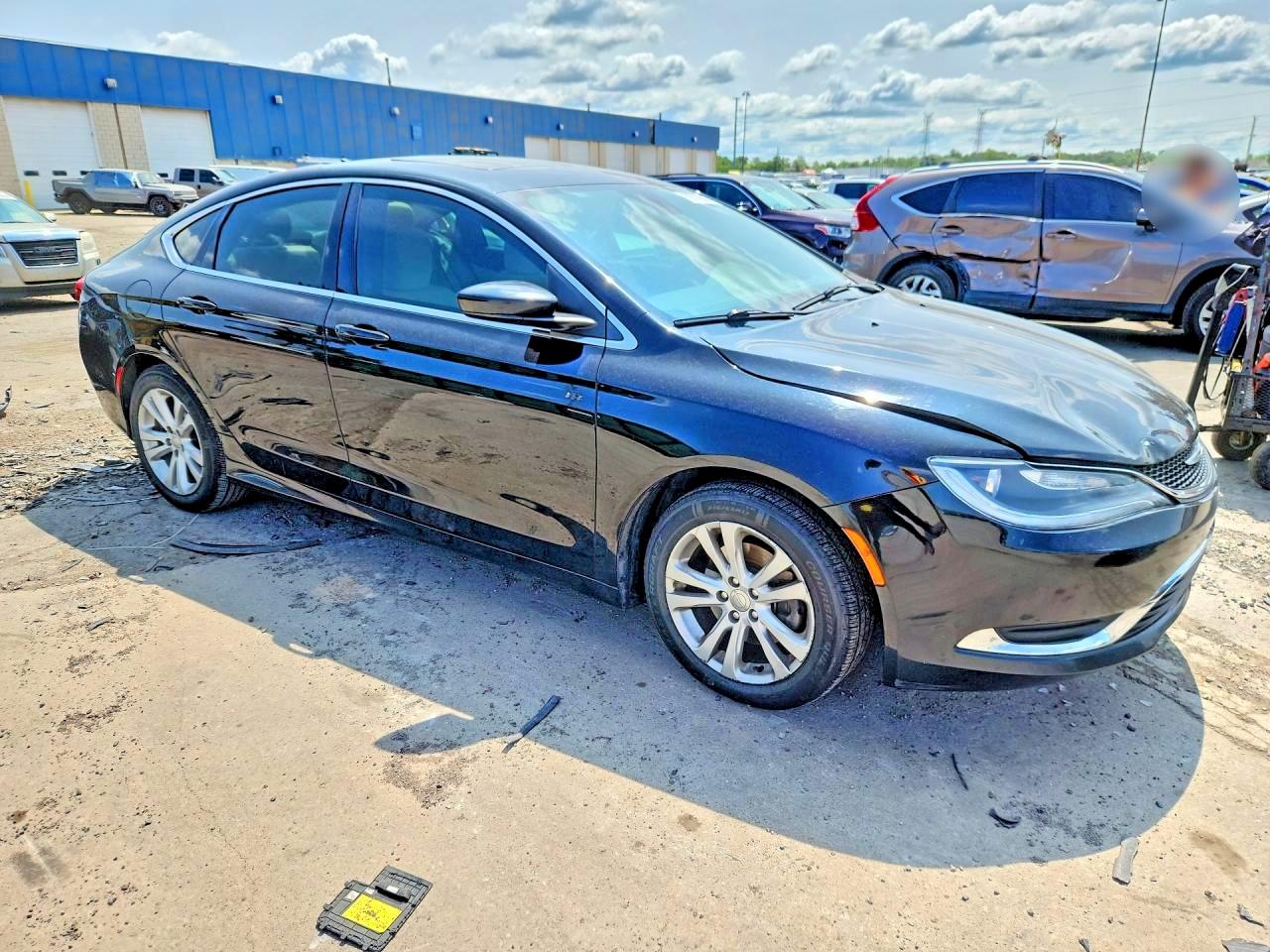 2015 CHRYSLER 200 LIMITED — снимка 4