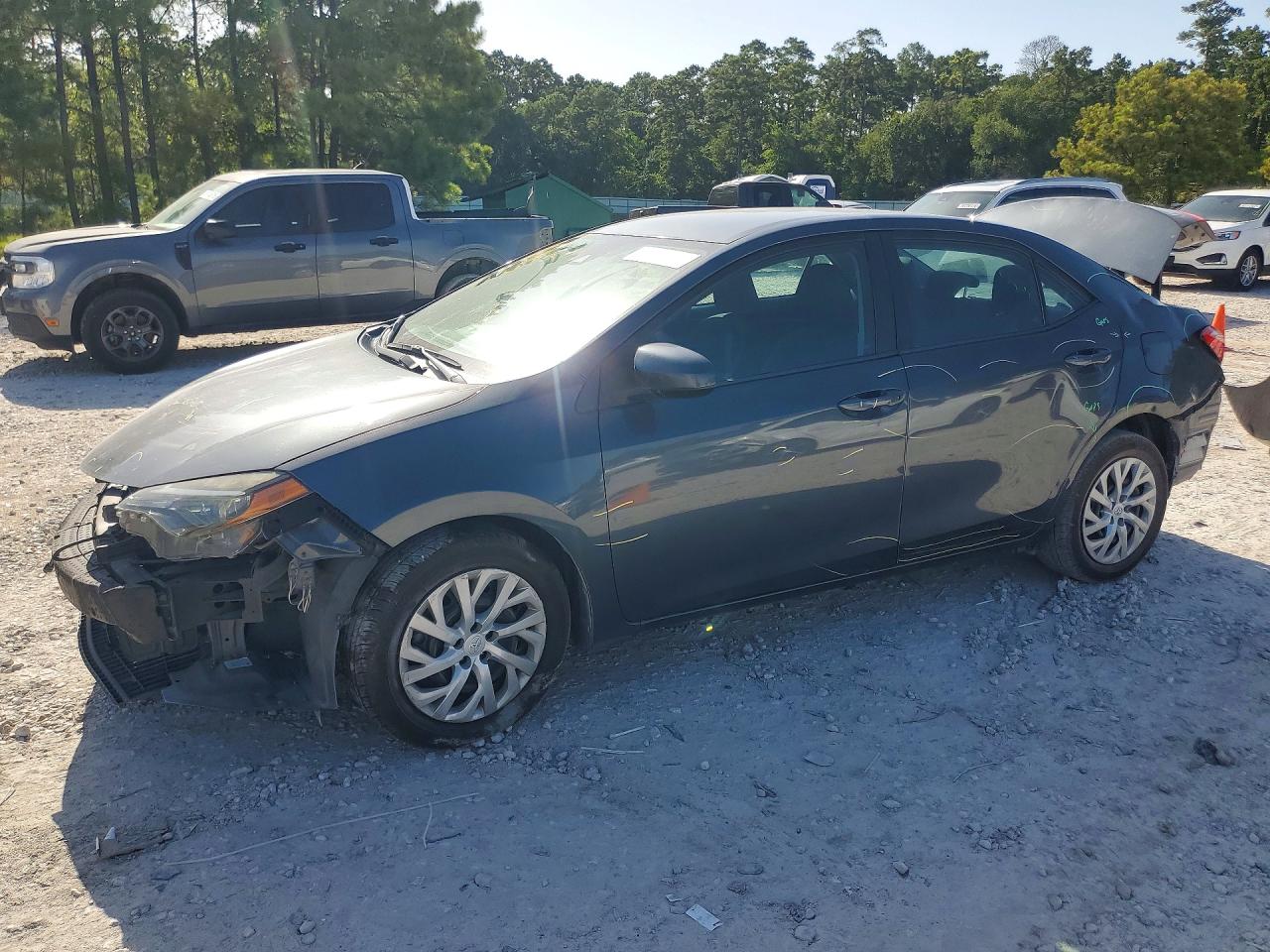 2019 TOYOTA COROLLA LE