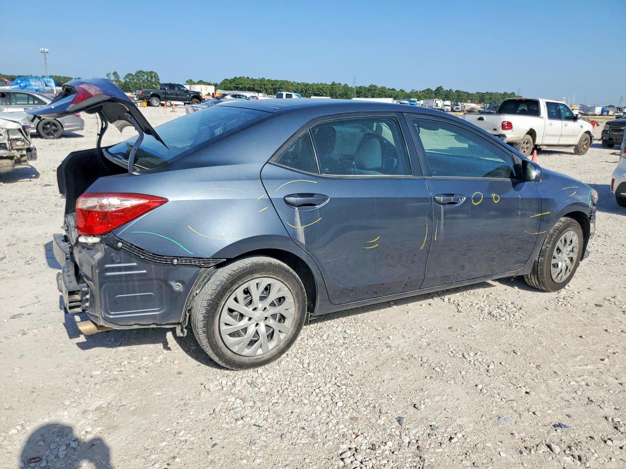 2019 TOYOTA COROLLA LE — снимка 3