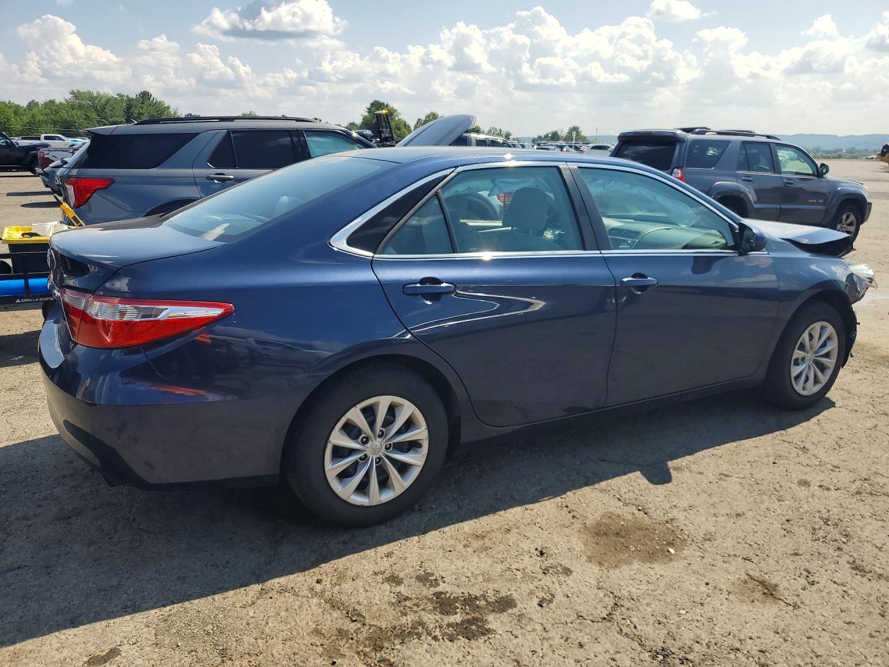 2017 TOYOTA CAMRY LE — снимка 3