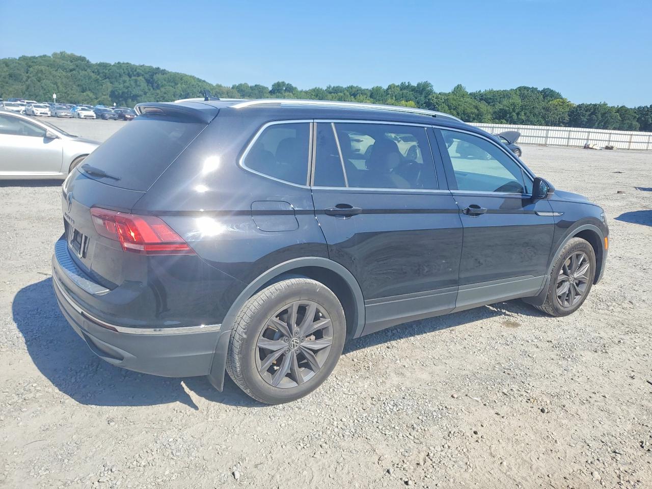 2024 VOLKSWAGEN TIGUAN SE — снимка 3