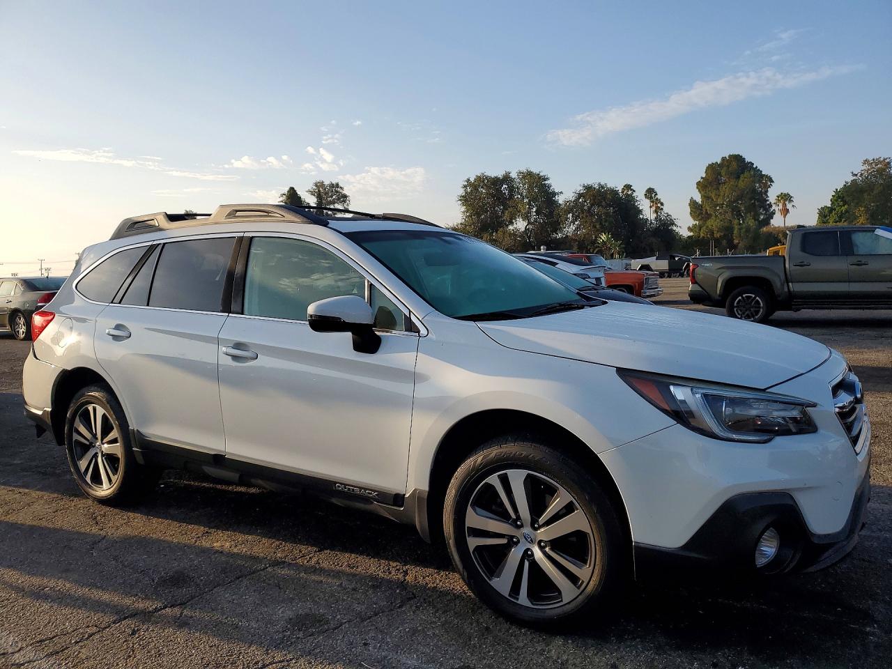2019 SUBARU OUTBACK 2.5I LIMITED — снимка 4
