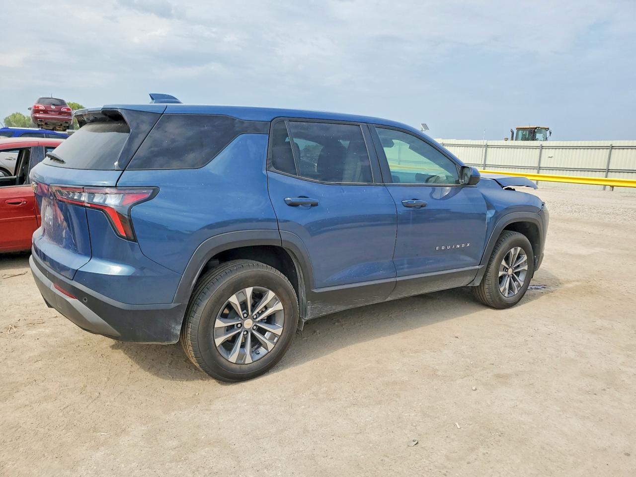 2026 CHEVROLET EQUINOX LT — снимка 3