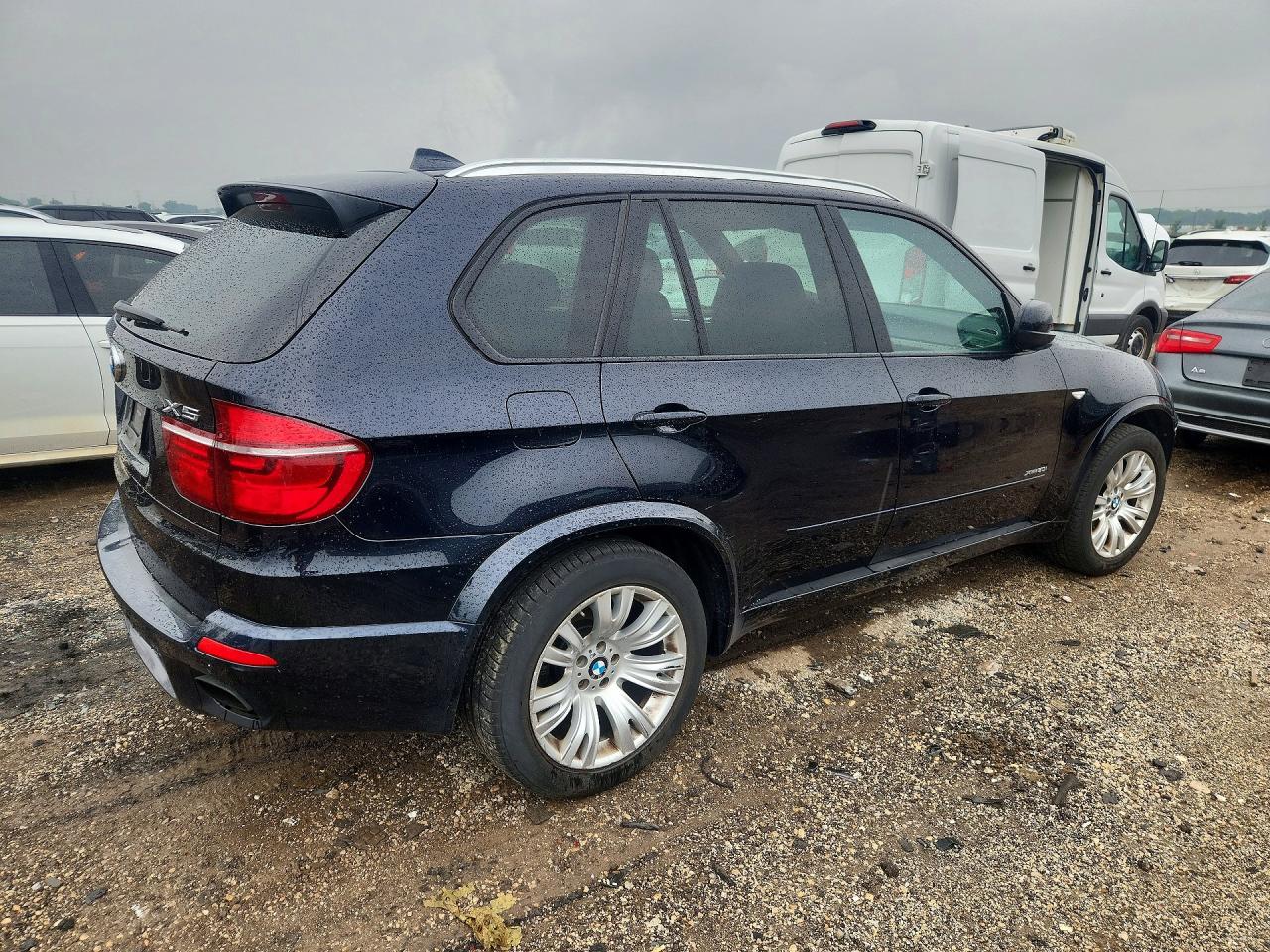2013 BMW X5 XDRIVE50I — снимка 3