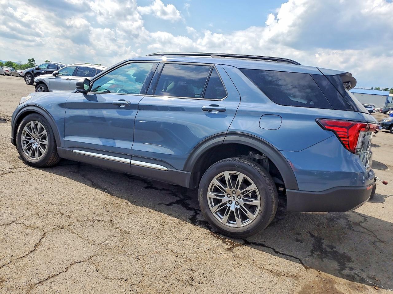 2025 FORD EXPLORER ACTIVE — снимка 2