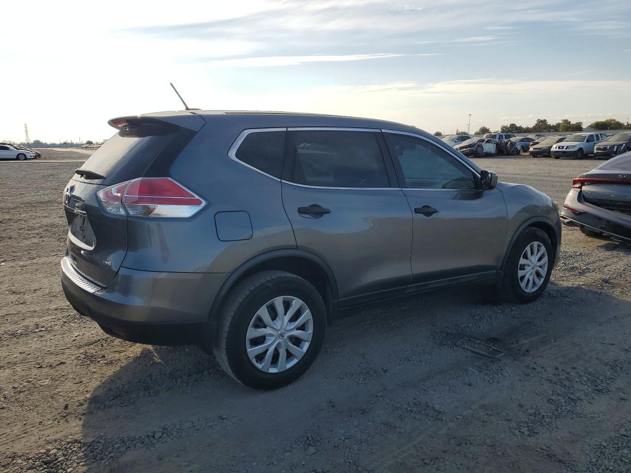 2016 NISSAN ROGUE S — снимка 3