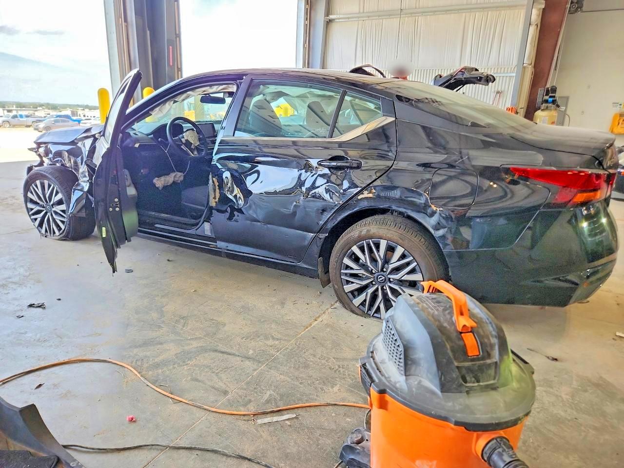 2026 NISSAN ALTIMA SV — photo 2