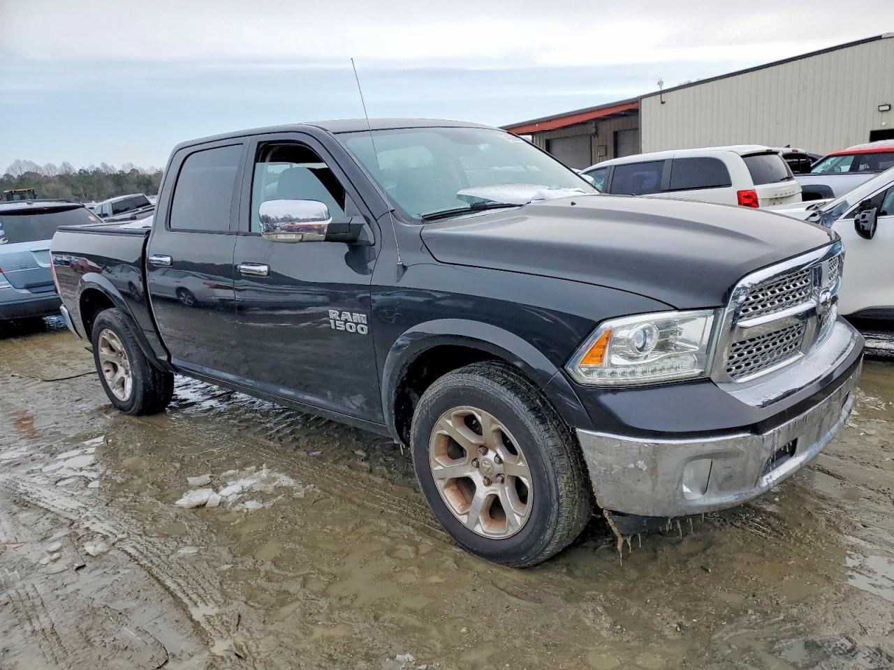 2016 RAM 1500 LARAMIE — снимка 4