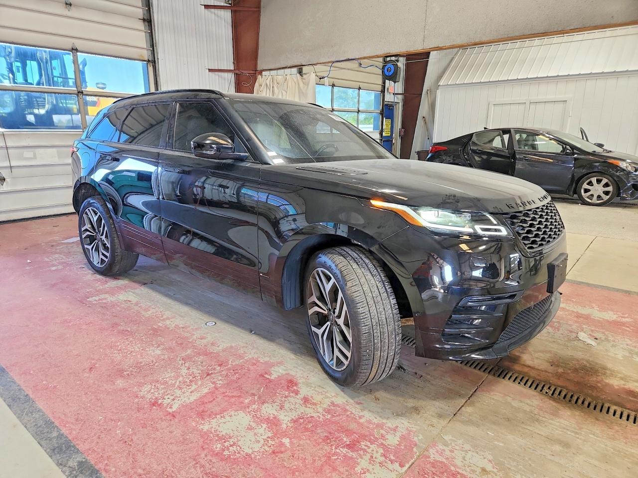 2018 LAND ROVER RANGE ROVER VELAR R-DYNAMIC SE — снимка 4