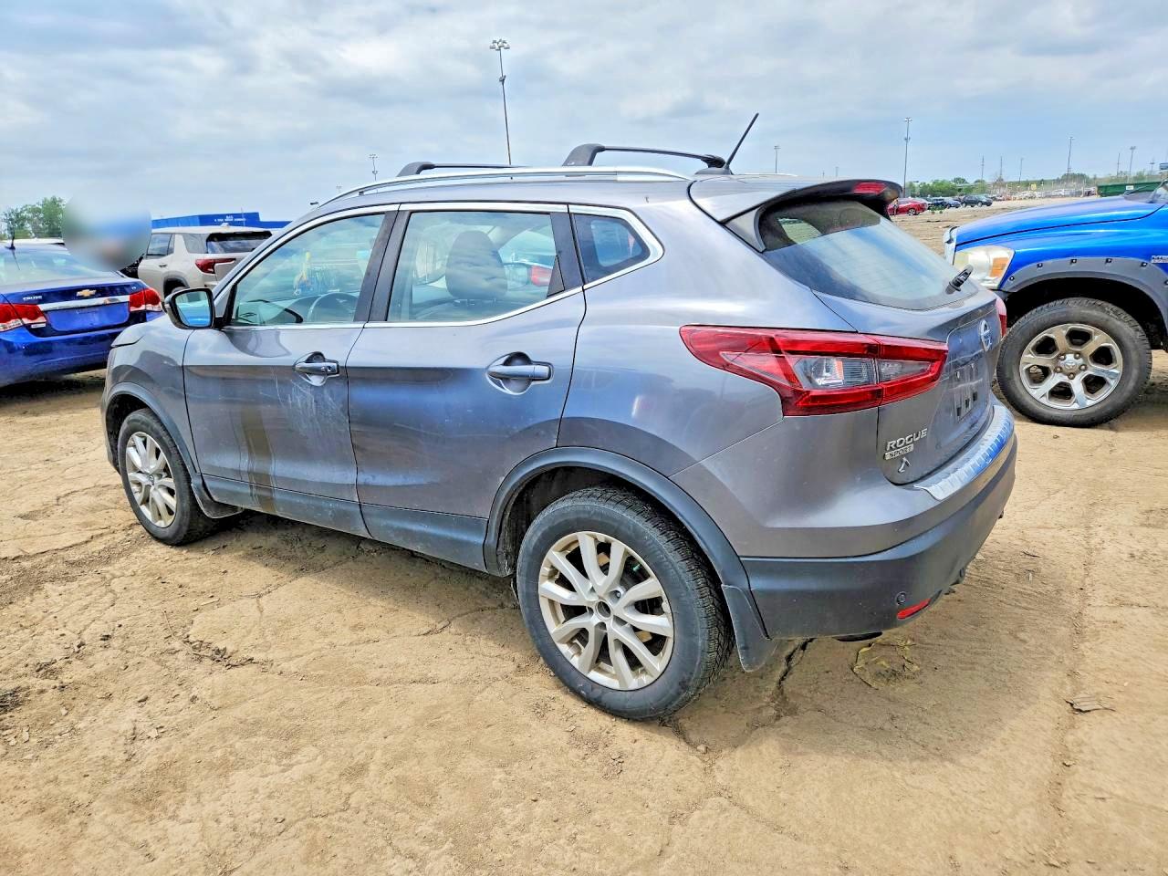 2020 NISSAN ROGUE SPORT SV — снимка 2