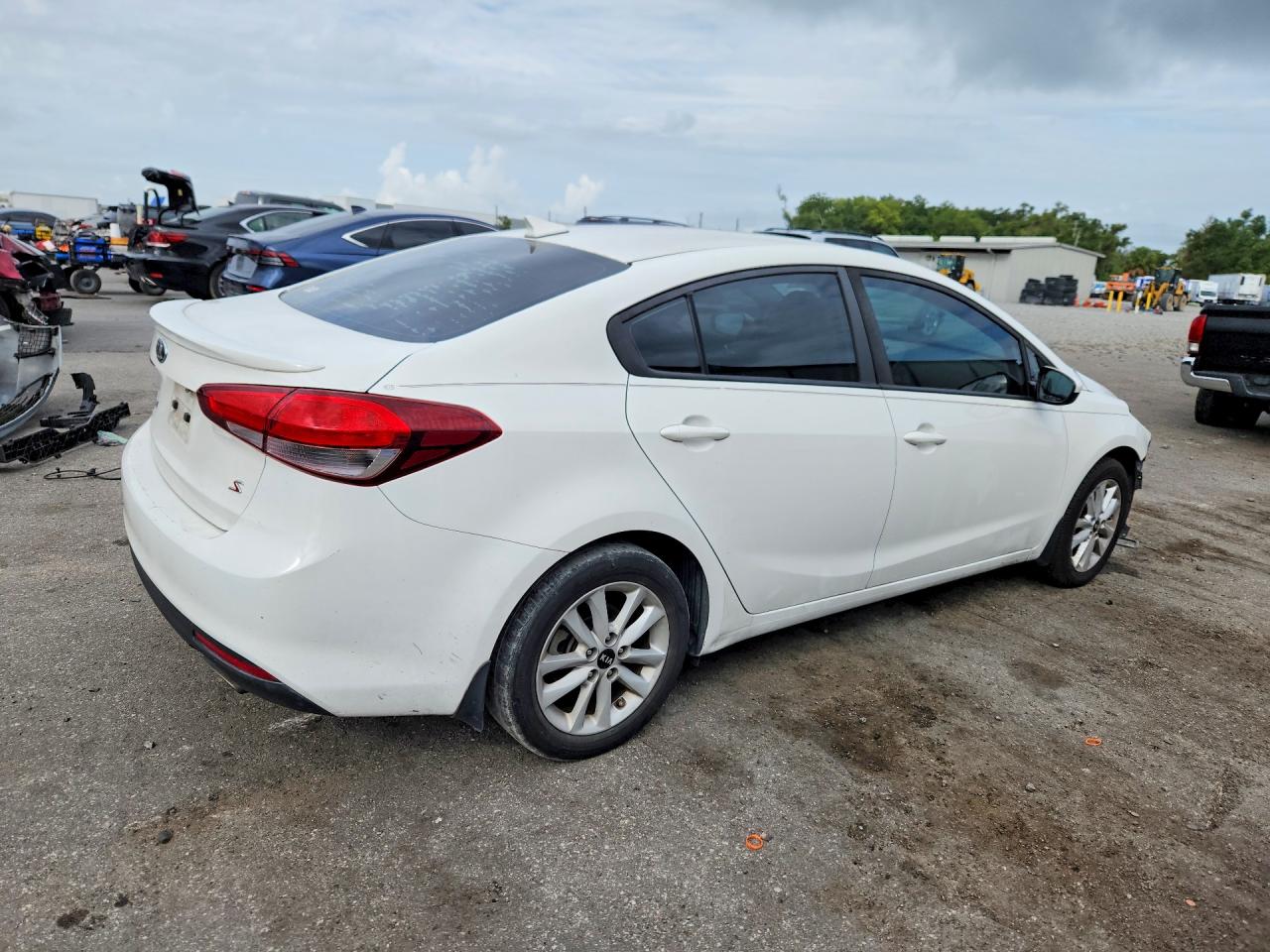 2017 KIA FORTE S — снимка 3