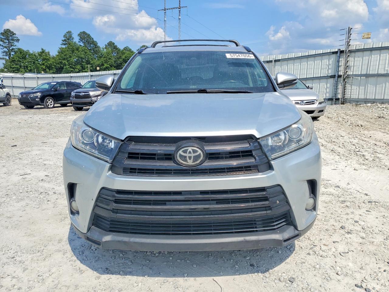 2017 TOYOTA HIGHLANDER SE — снимка 5