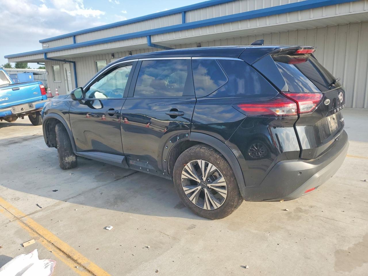 2023 NISSAN ROGUE SV — снимка 2