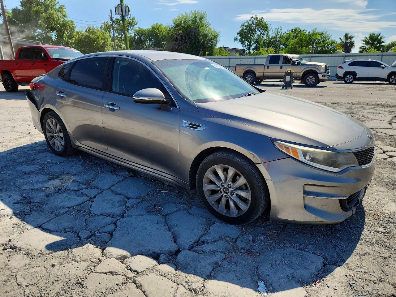 2017 KIA OPTIMA LX — снимка 4