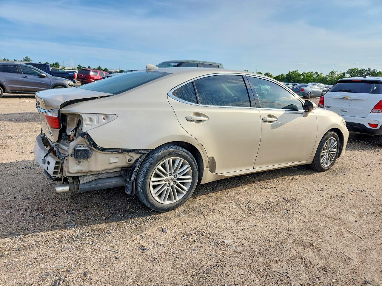 2015 LEXUS ES 350 — снимка 3