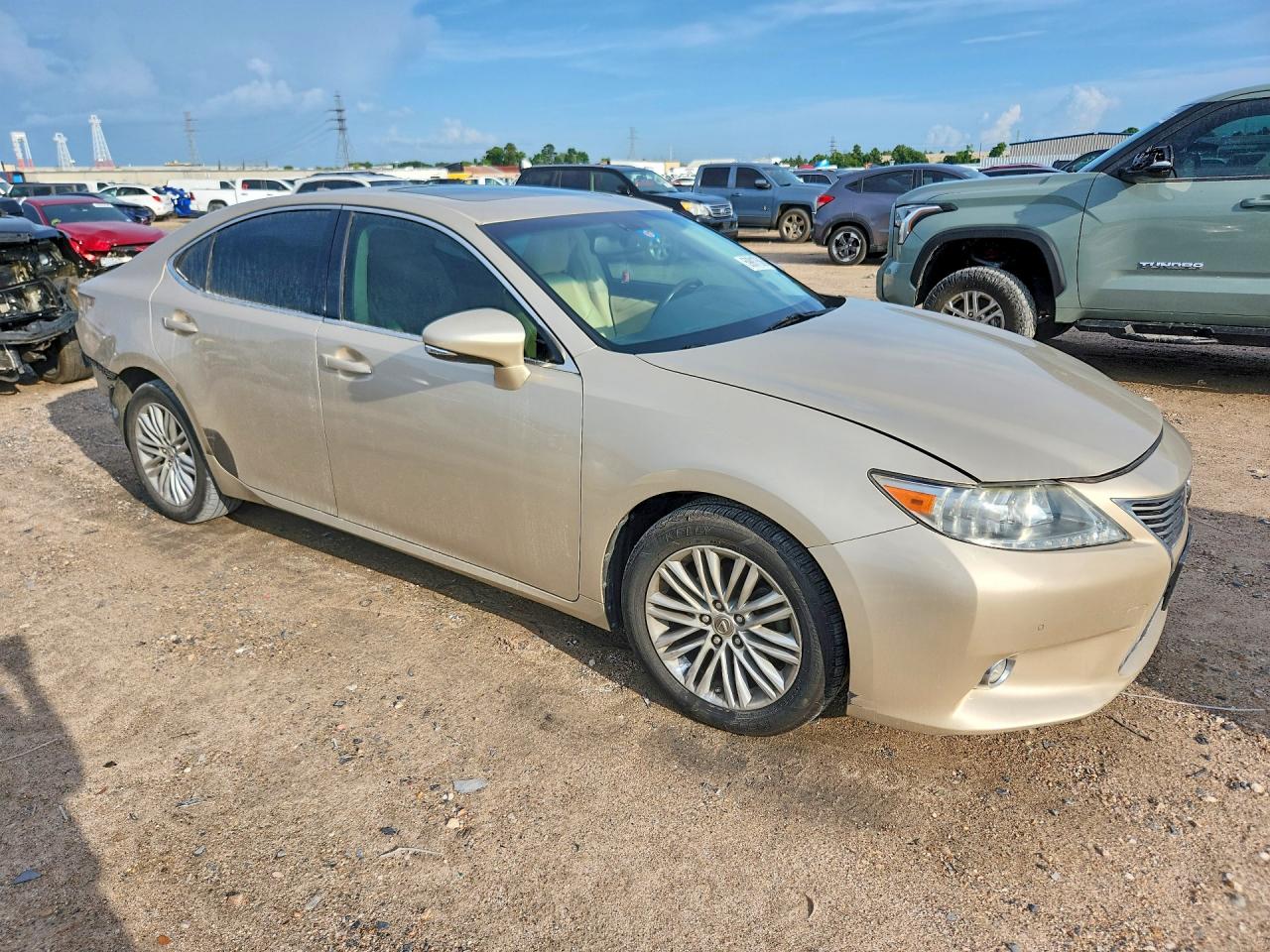2015 LEXUS ES 350 — снимка 4