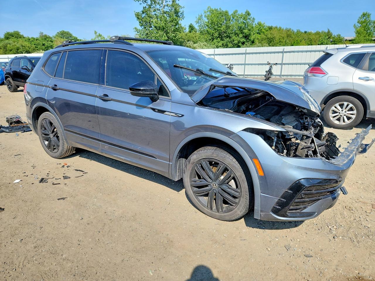 2022 VOLKSWAGEN TIGUAN SE R-LINE BLACK — снимка 4
