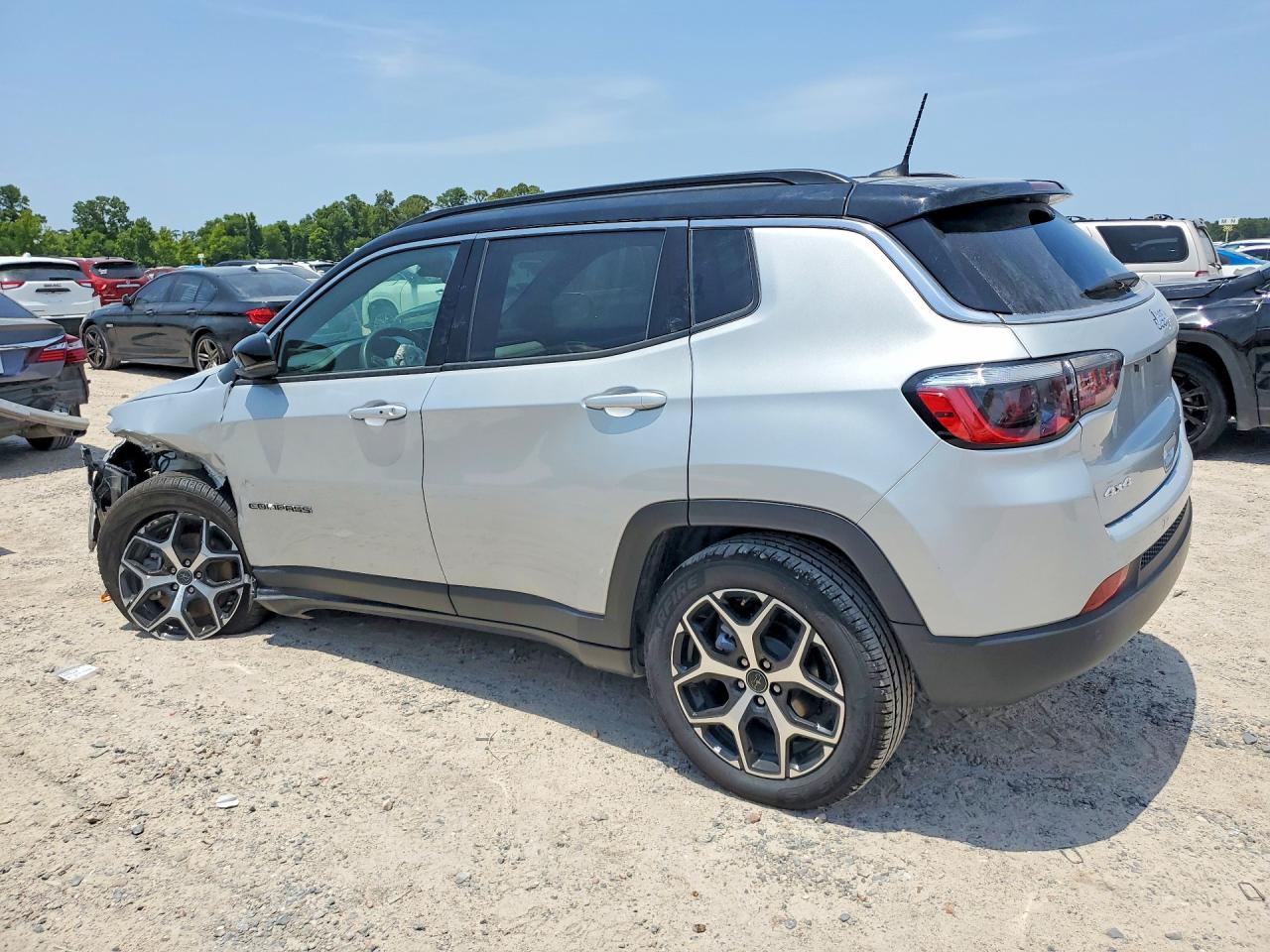 2025 JEEP COMPASS LIMITED — снимка 2
