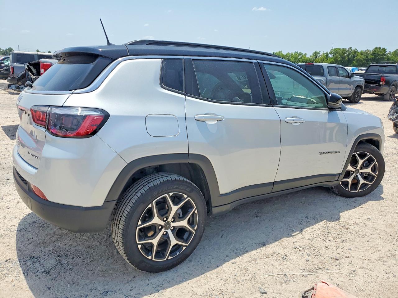 2025 JEEP COMPASS LIMITED — снимка 3