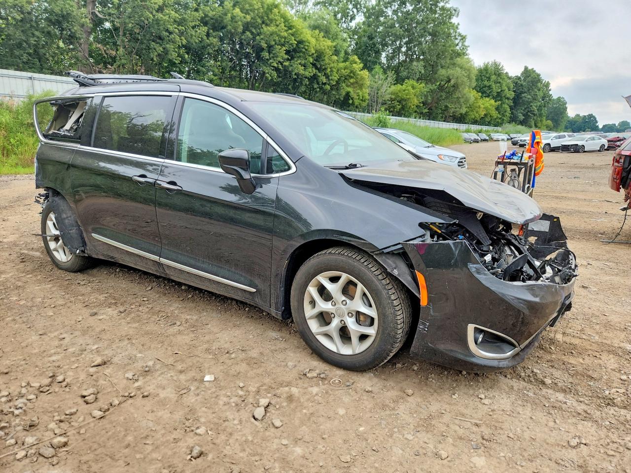 2017 CHRYSLER PACIFICA TOURING L — снимка 4