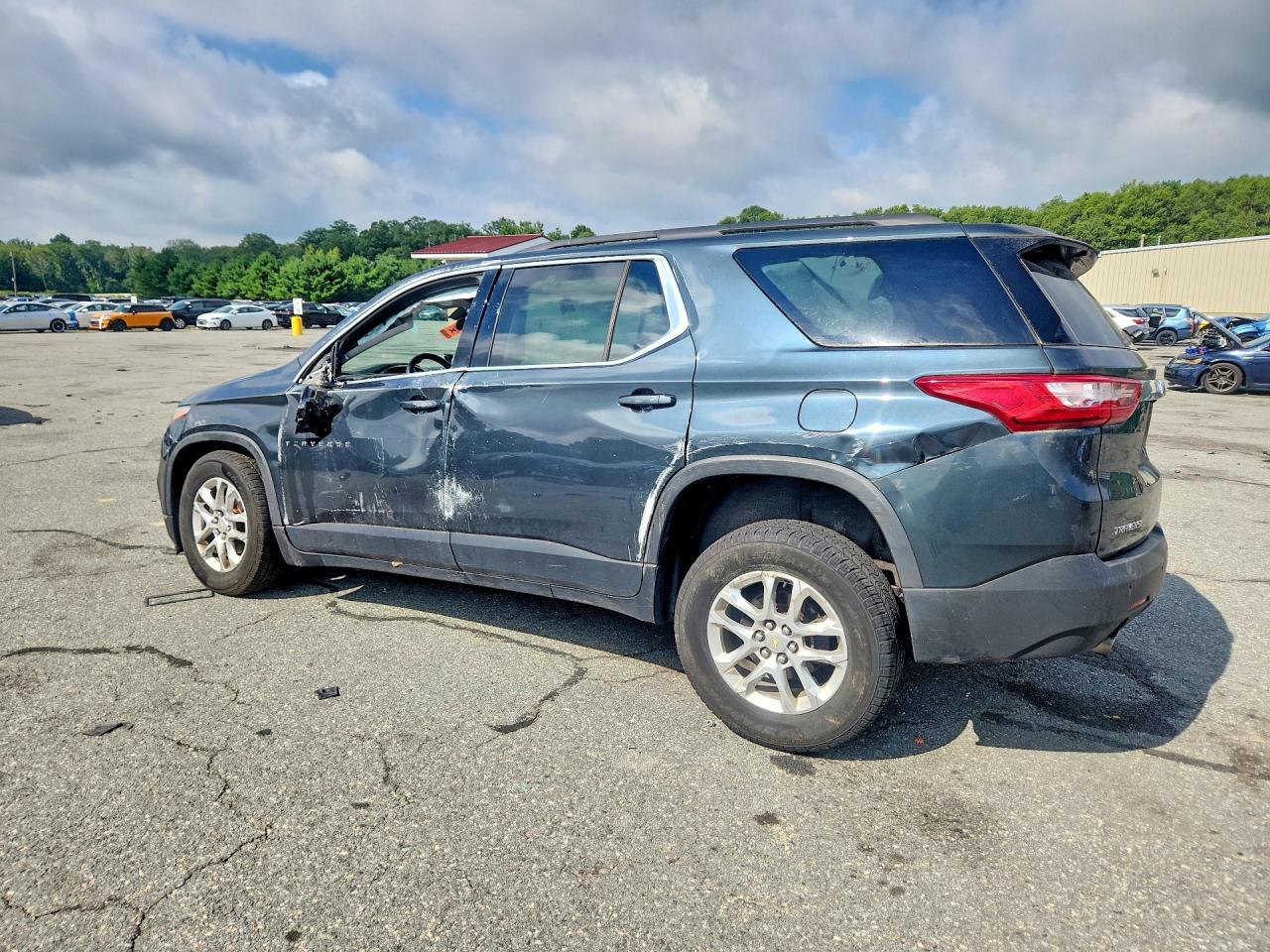 2019 CHEVROLET TRAVERSE LT — снимка 2