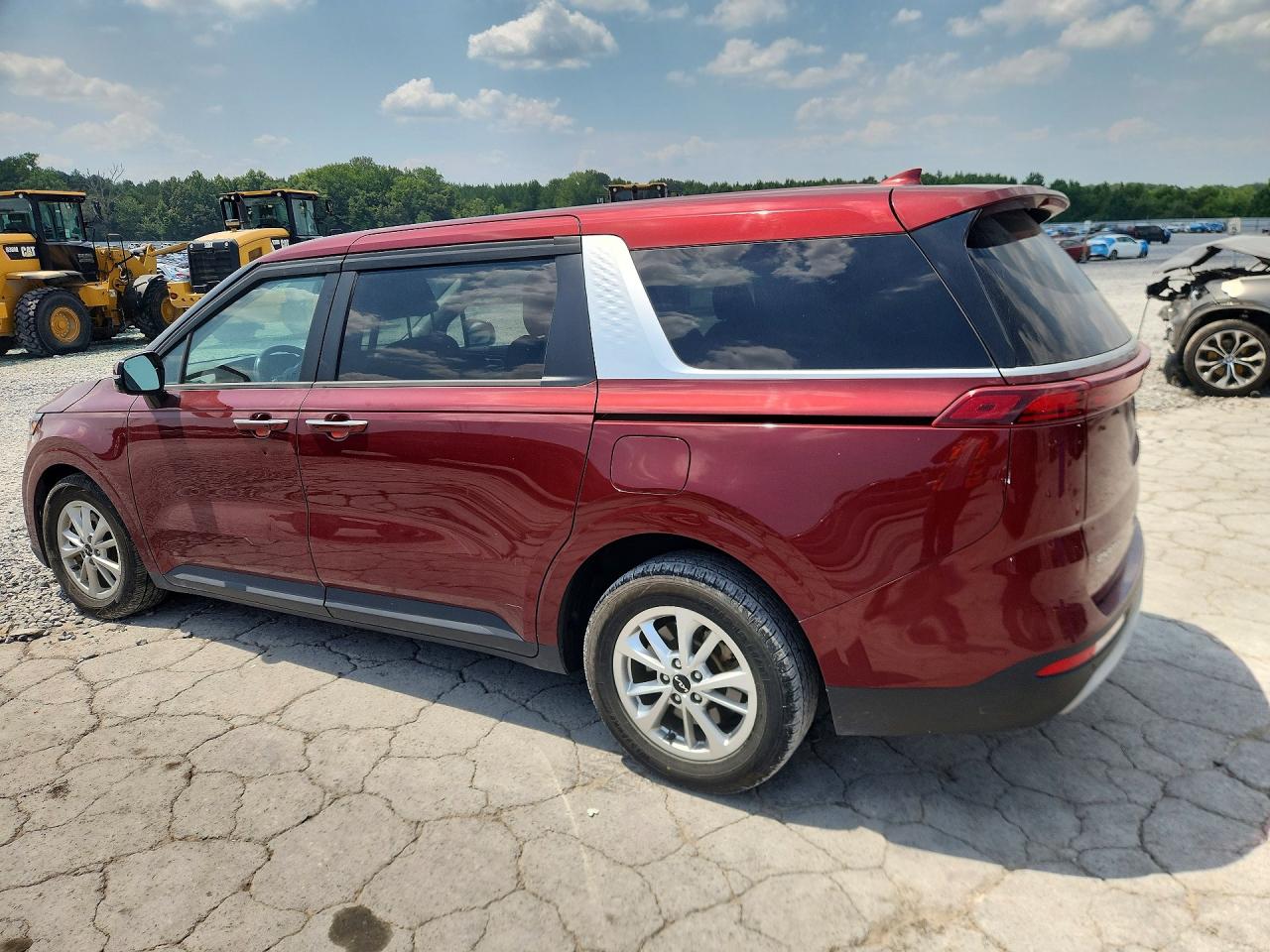 2023 KIA CARNIVAL LX — снимка 2