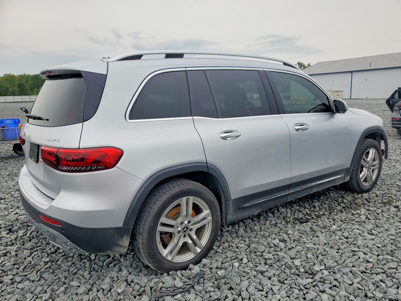 2020 MERCEDES-BENZ GLB 250 4MATIC — снимка 3