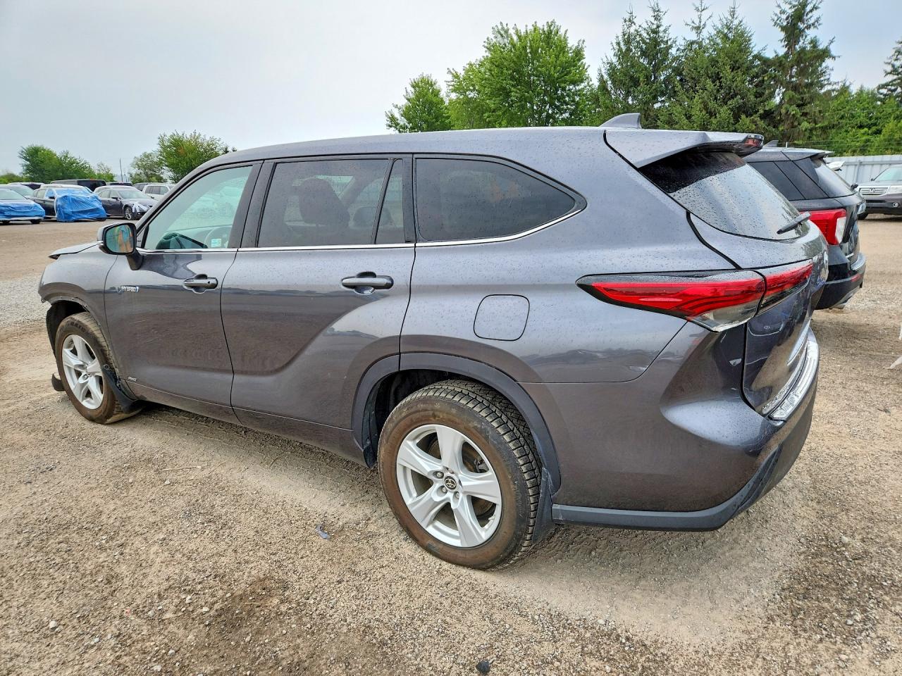 2020 TOYOTA HIGHLANDER HYBRID LE — снимка 2