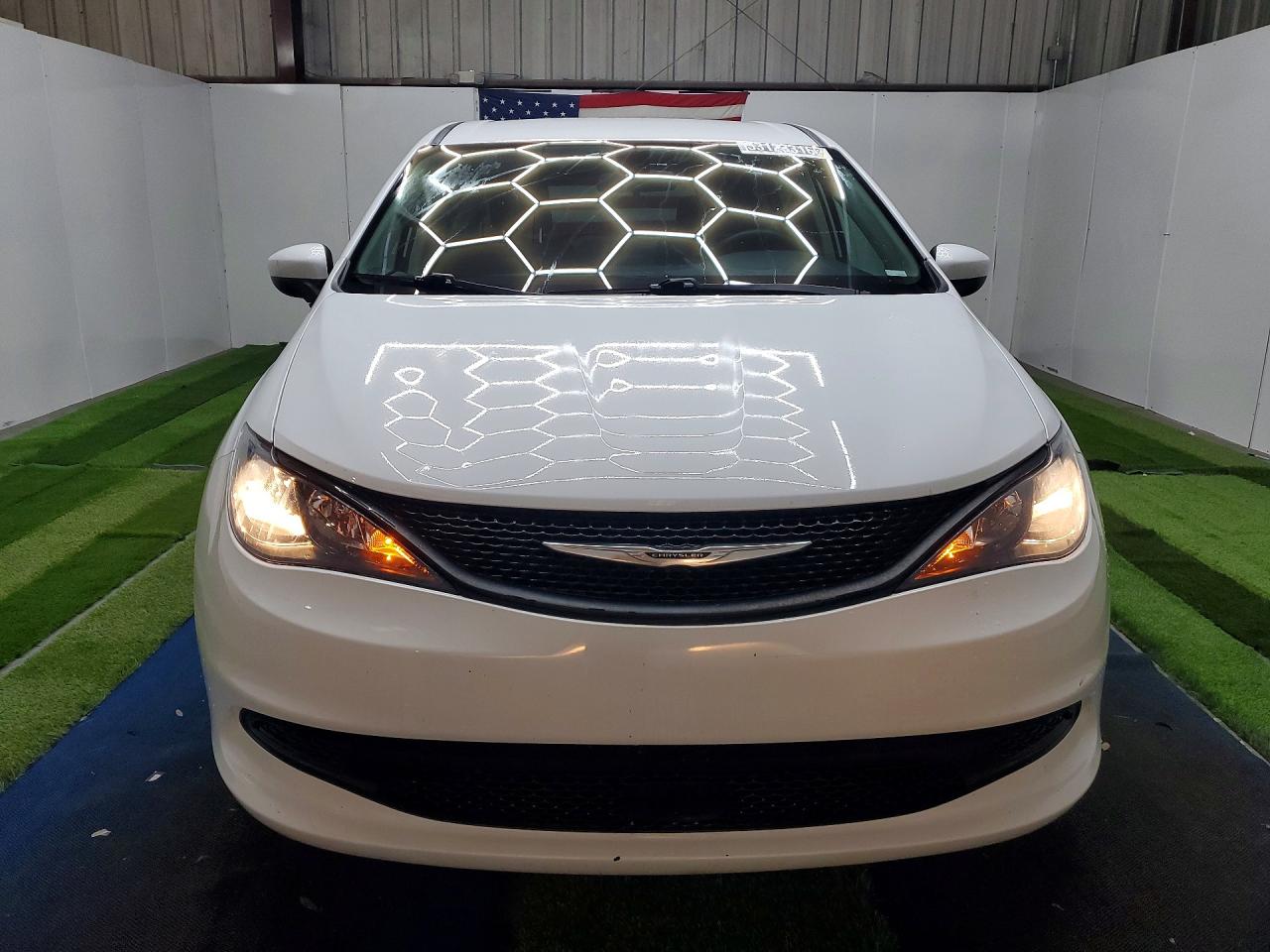 2022 CHRYSLER VOYAGER LX — снимка 5