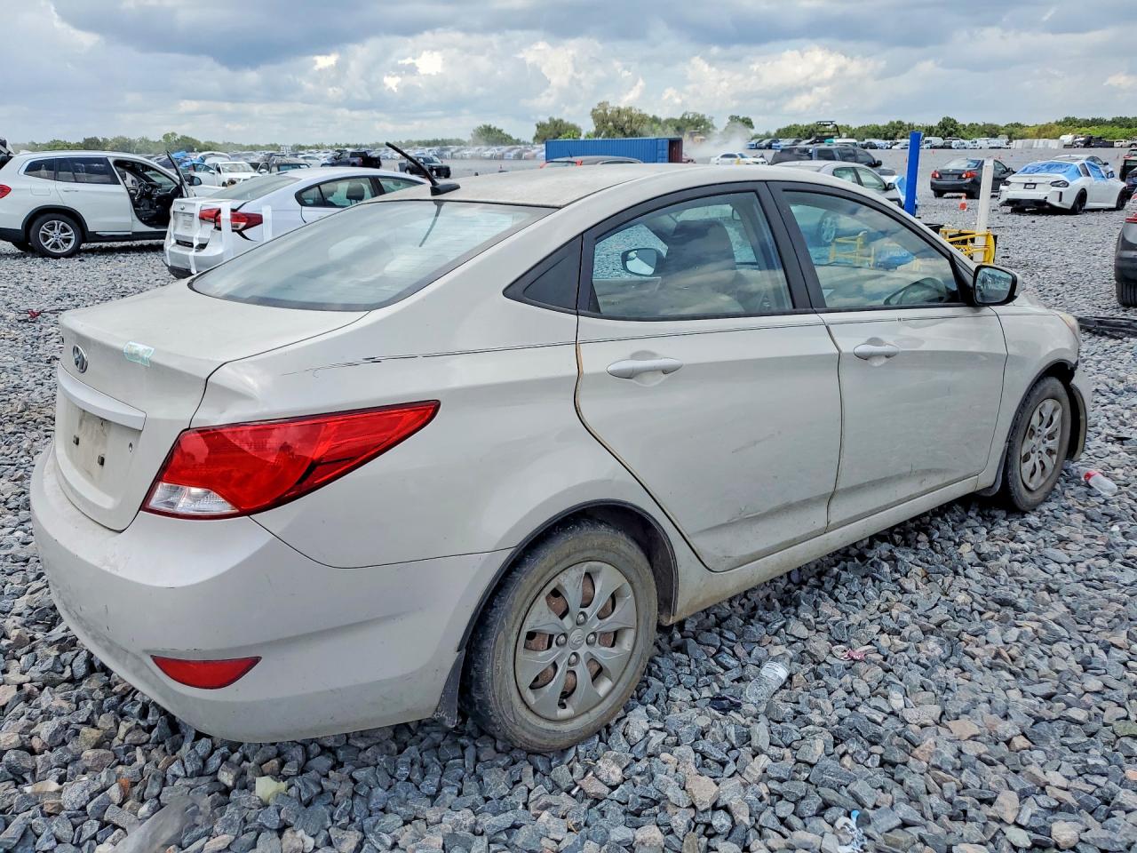 2015 HYUNDAI ACCENT GLS — снимка 3