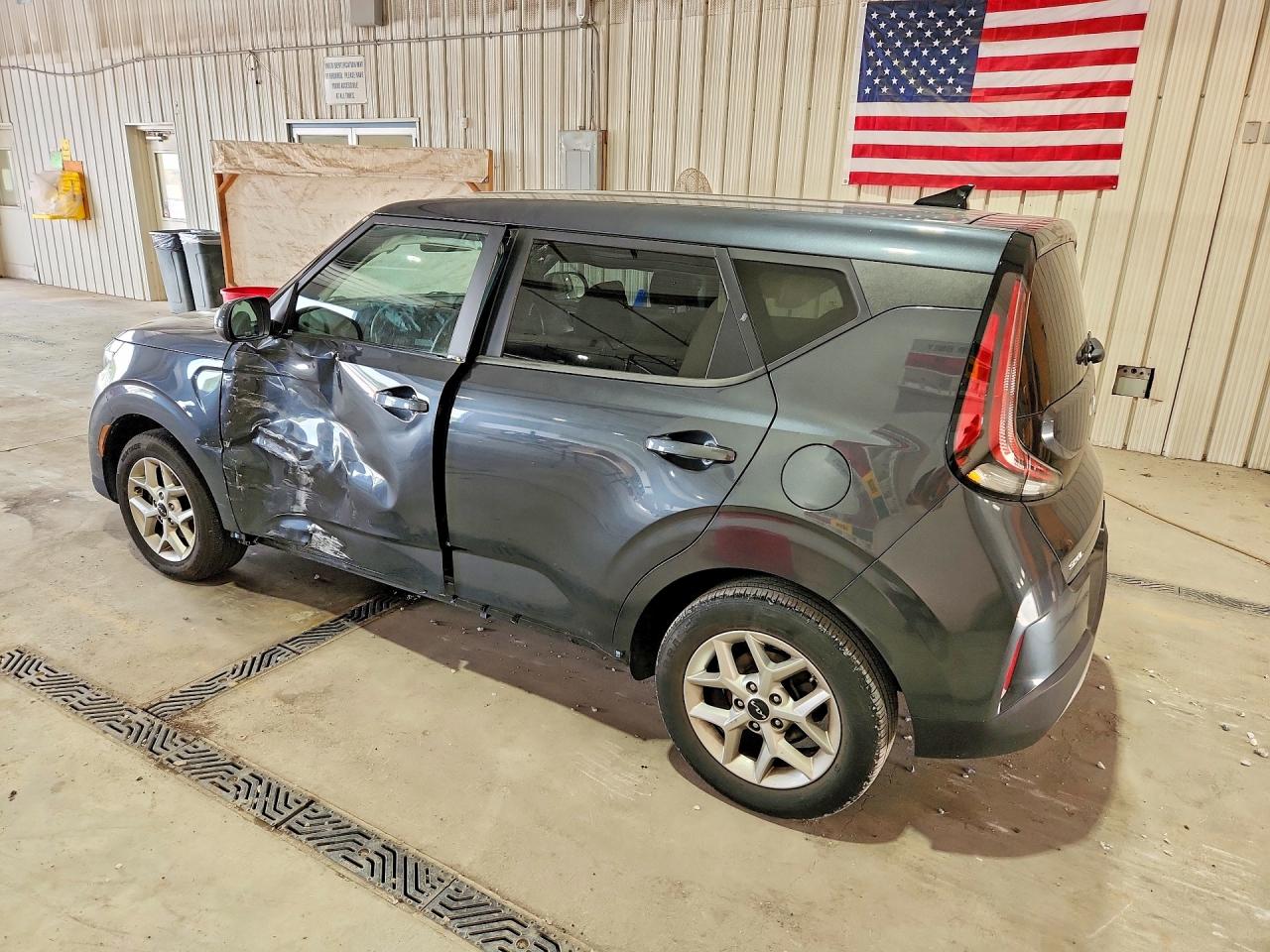 2025 KIA SOUL LX — снимка 2