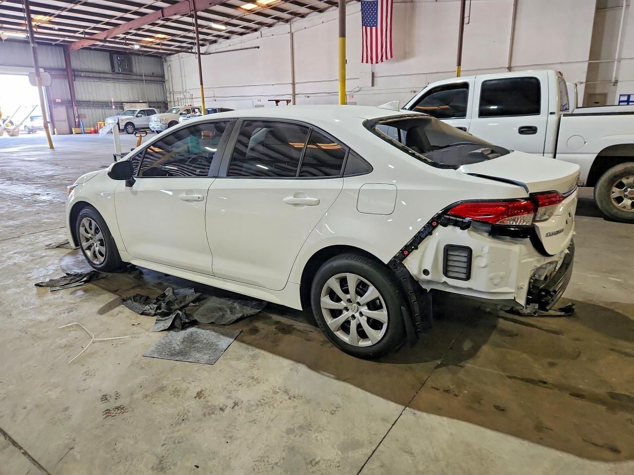 2025 TOYOTA COROLLA LE — снимка 2
