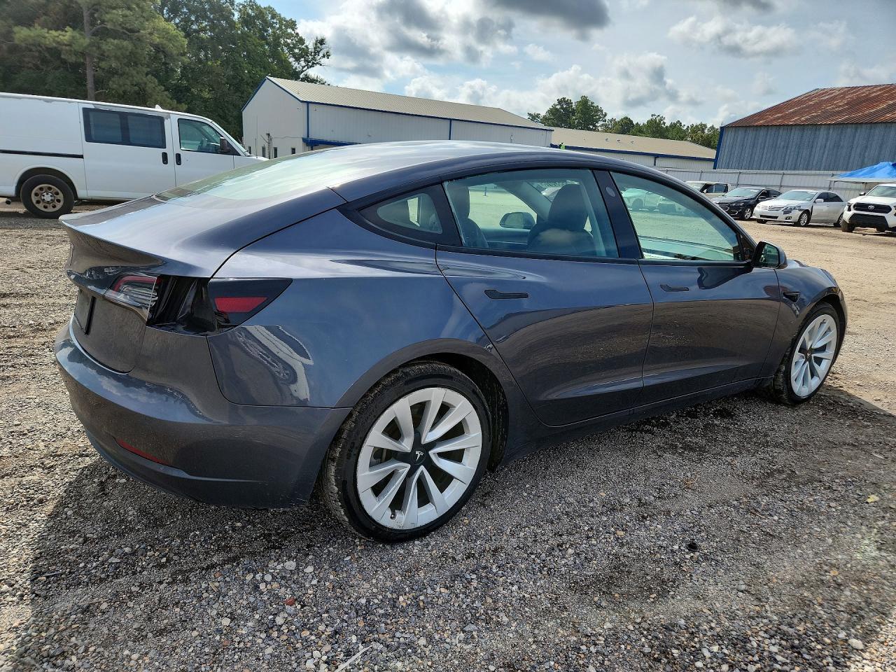 2022 TESLA MODEL 3 — снимка 3