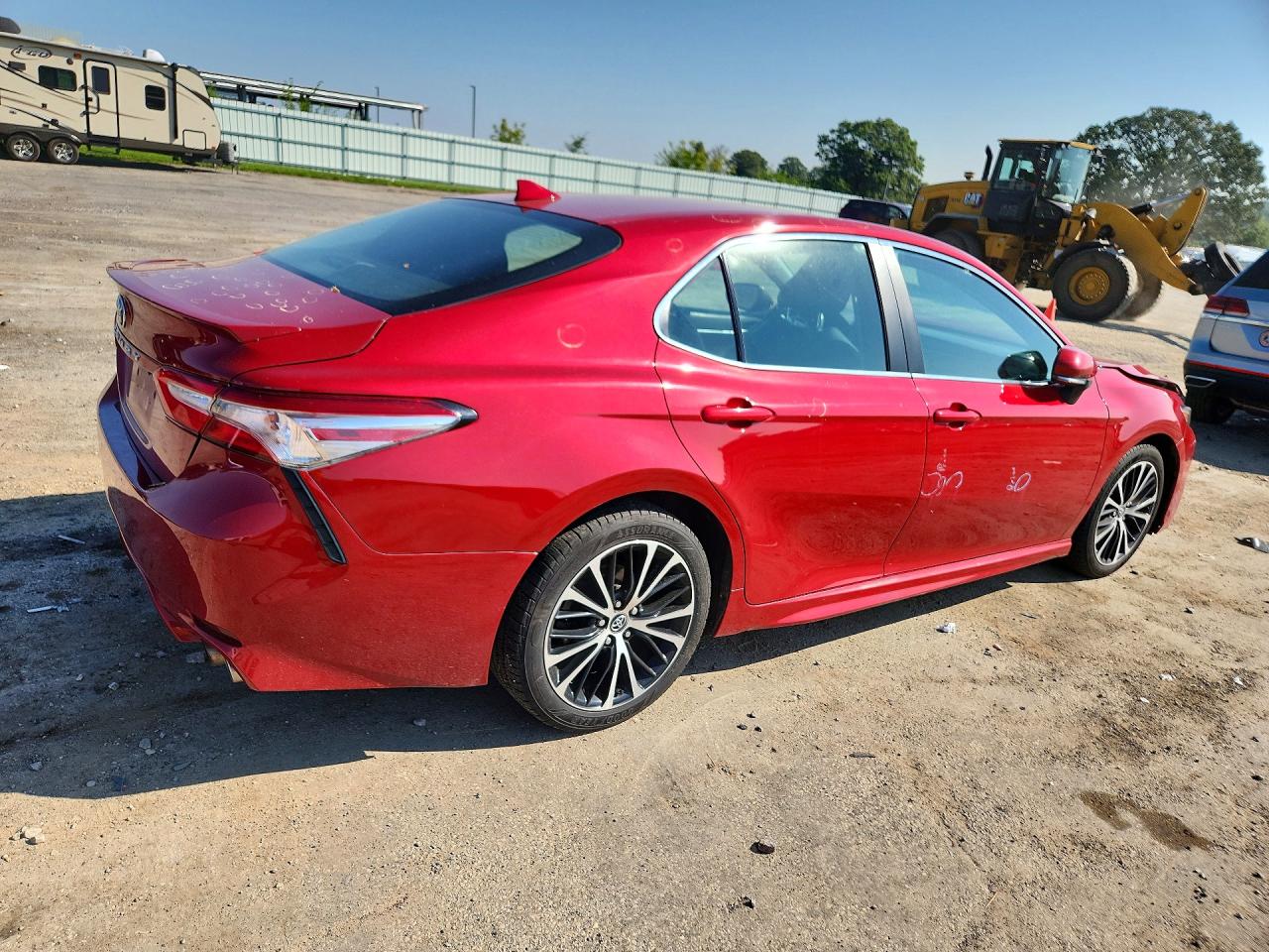 2019 TOYOTA CAMRY SE — снимка 3