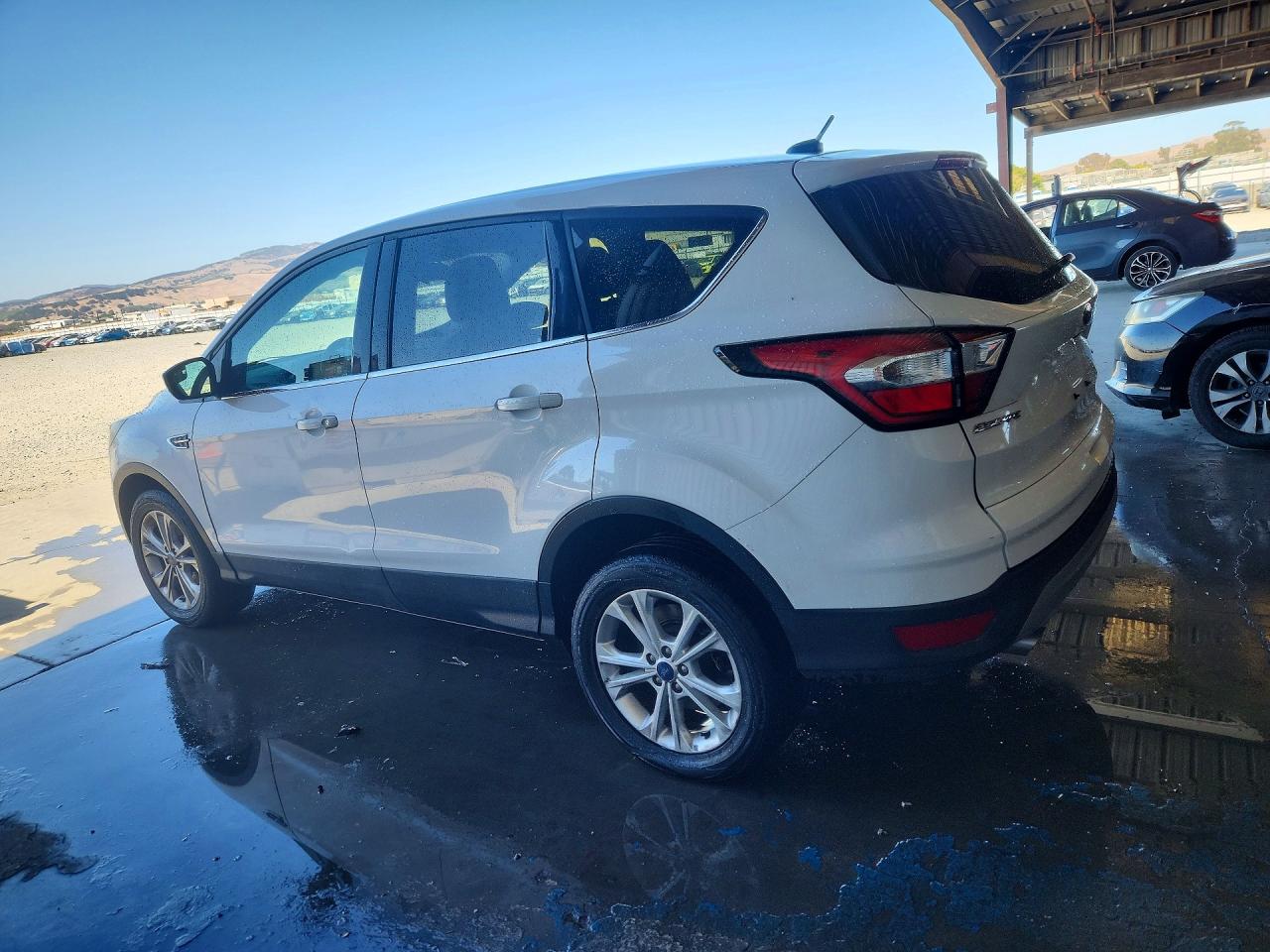 2017 FORD ESCAPE SE — снимка 2