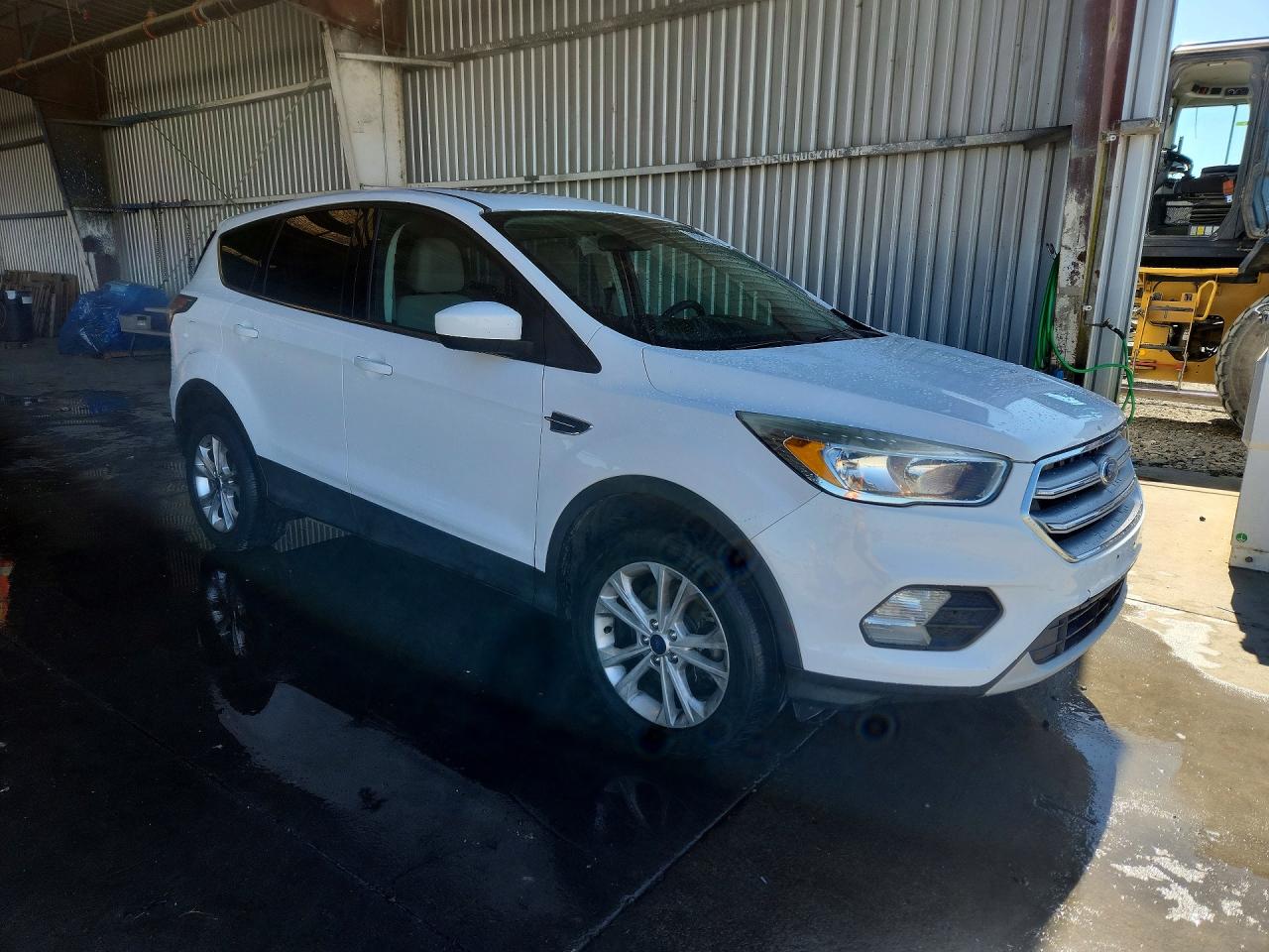 2017 FORD ESCAPE SE — снимка 4