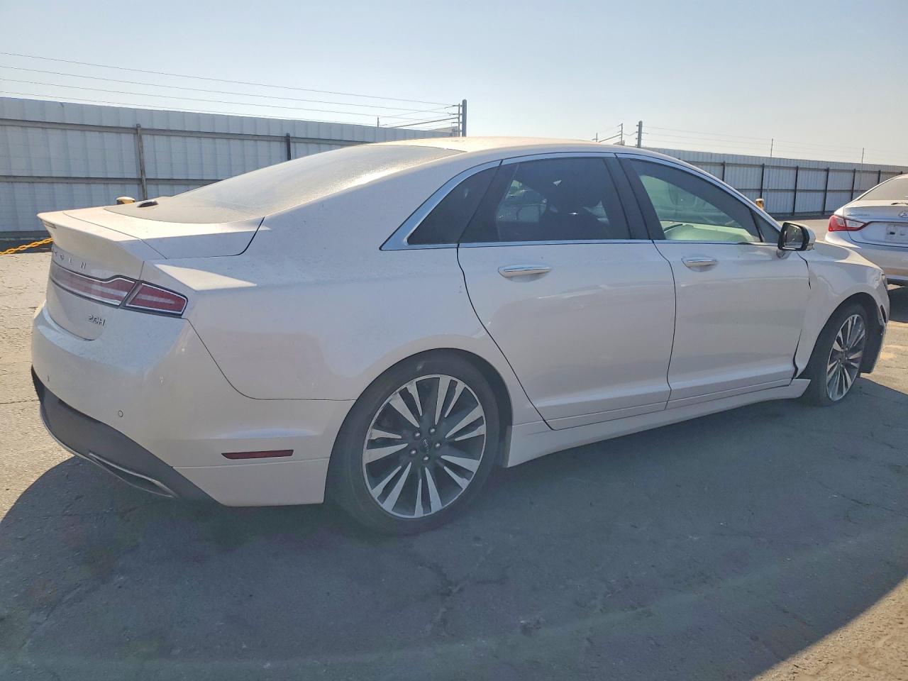 2017 LINCOLN MKZ HYBRID RESERVE — снимка 3