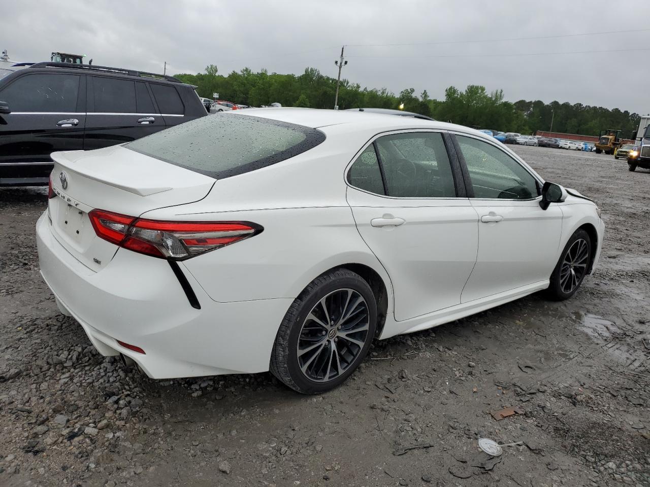 2018 TOYOTA CAMRY L — снимка 3