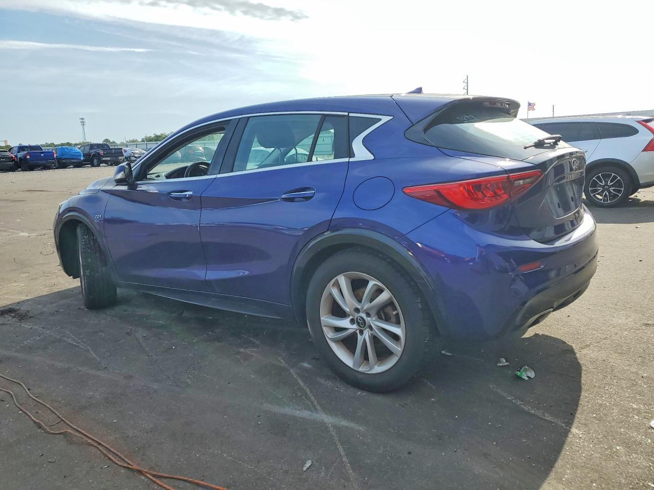 2018 INFINITI QX30 LUXURY — снимка 2