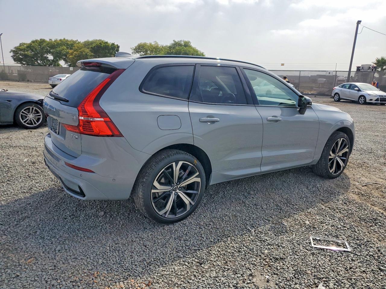 2025 VOLVO XC60 ULTRA — снимка 3