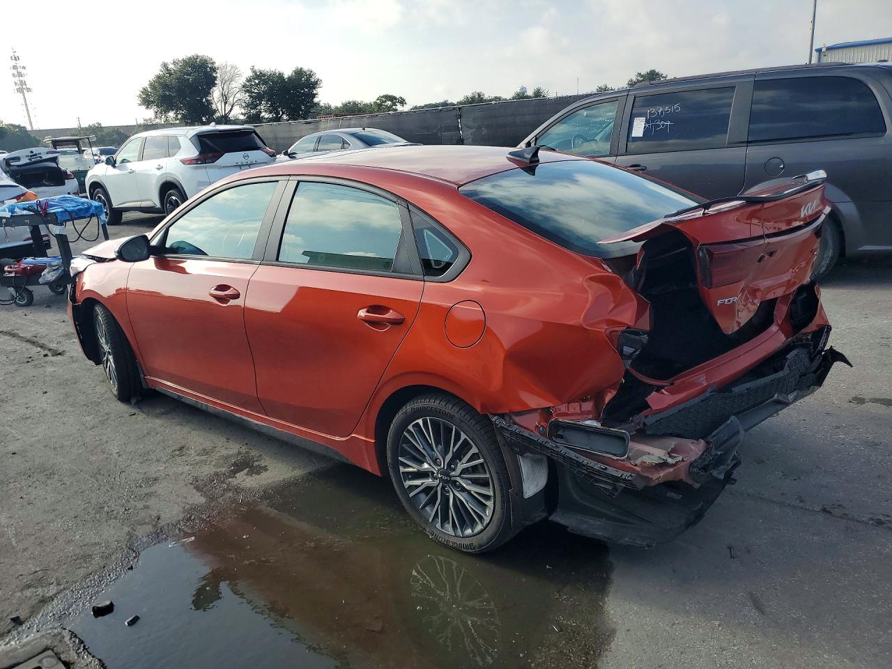 2023 KIA FORTE GT LINE — снимка 2