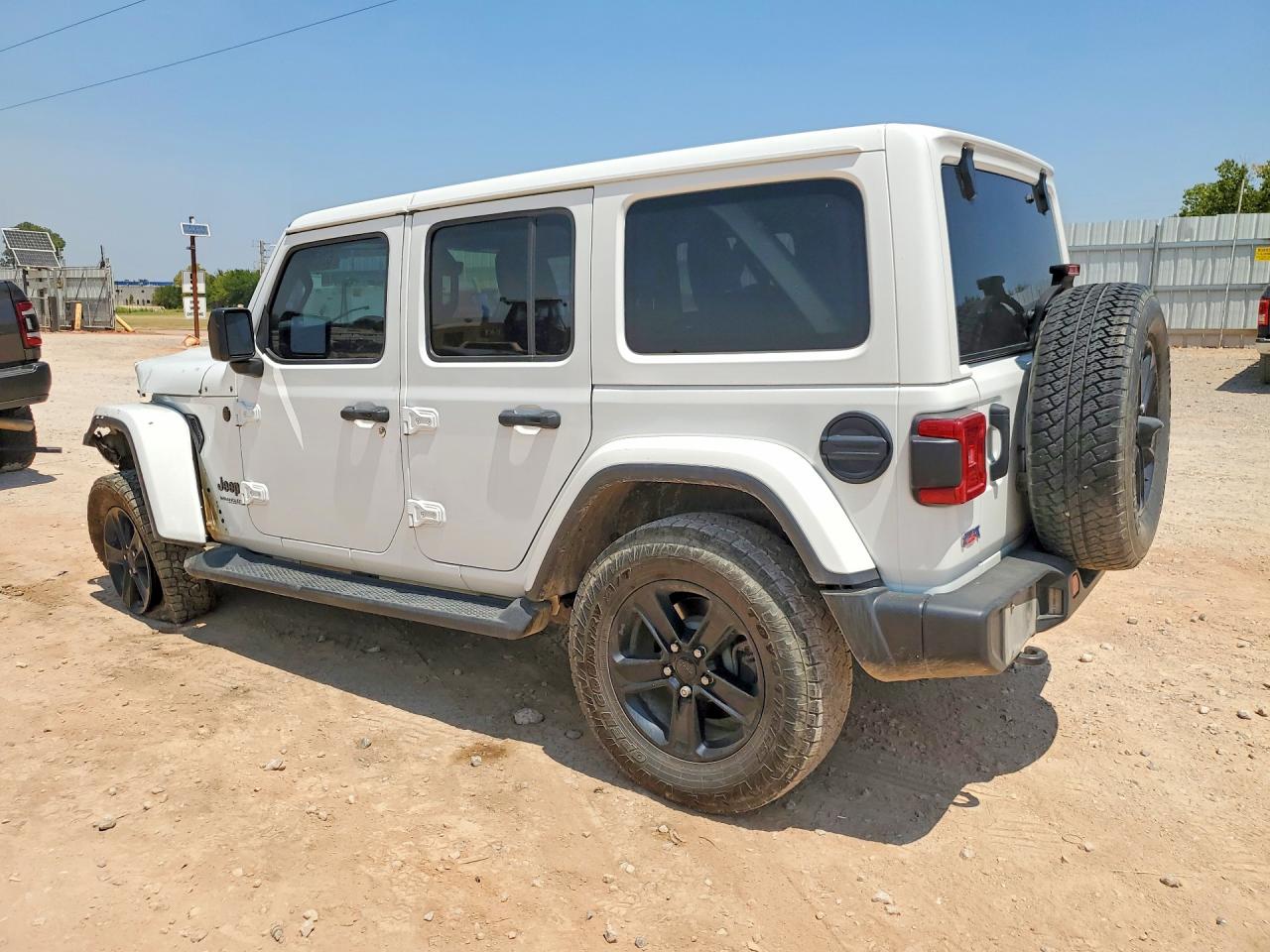 2021 JEEP WRANGLER UNLIMITED SAHARA — снимка 2