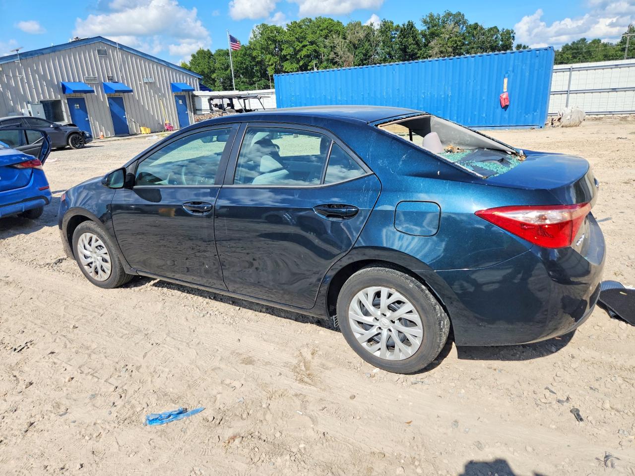 2018 TOYOTA COROLLA LE — снимка 2
