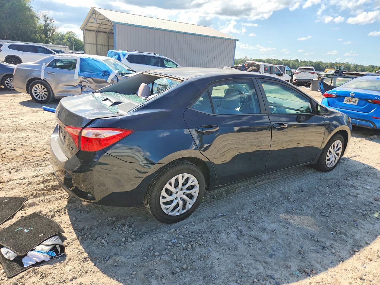 2018 TOYOTA COROLLA LE — снимка 3