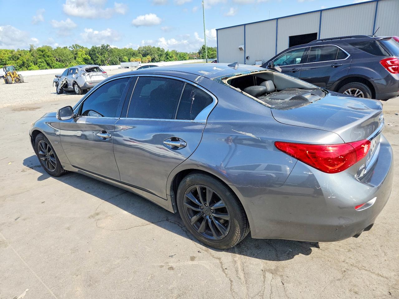 2017 INFINITI Q50 2.0T PREMIUM — снимка 2